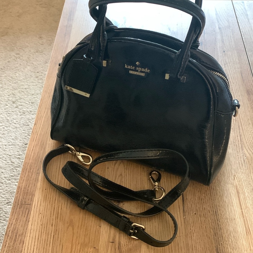 Kate spade pearl patent leather crossbody